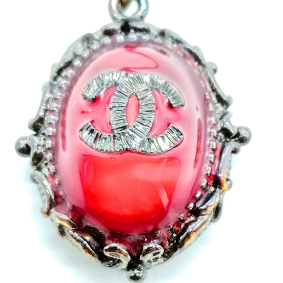 (R901) Chanel Pendant Necklace Silver Reds - Picture 2 of 7